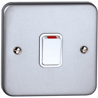 Deta Metal Clad 20A DP Switch & Back Box With Knockouts - M1213