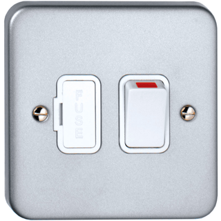 Deta Metal Clad 13A Switched Spur & Back Box With Knockouts - M1211