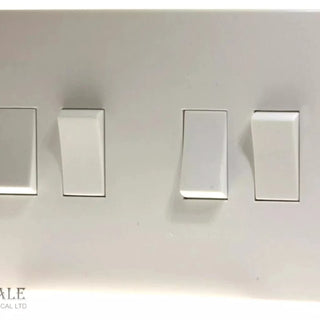 BG 900 Series 10A 10AX 4 Gang 2 Way Light Switch - White  - 944W