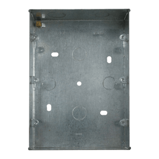 Click Scolmore Essentials 2 Gang 47MM Triple Row K/O Box - WA518