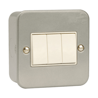 Click Scolmore Essentials Metal Clad 3 Gang 2 Way 10A Switch - CL013