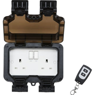 Knightsbridge Remote Controlled IP66 13A 2G outdoor Socket - OP9R