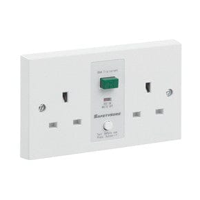 Greenbrook RCD SafetySure Twin U/Switch Socket Whiteite - M22W