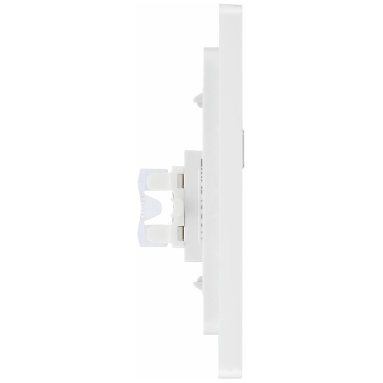 BG Evolve Pearl White Single RJ45 Cat 6 Data Outlet Ethernet Socket - PCDCLRJ451W, Image 2 of 3