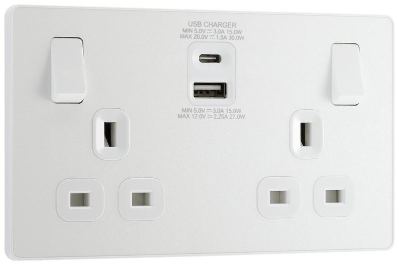 BG Evolve Pearl White Double Switched 13A Power Socket + USB C 30W + USB A (2.1A) - PCDCL22UAC30W, Image 2 of 5