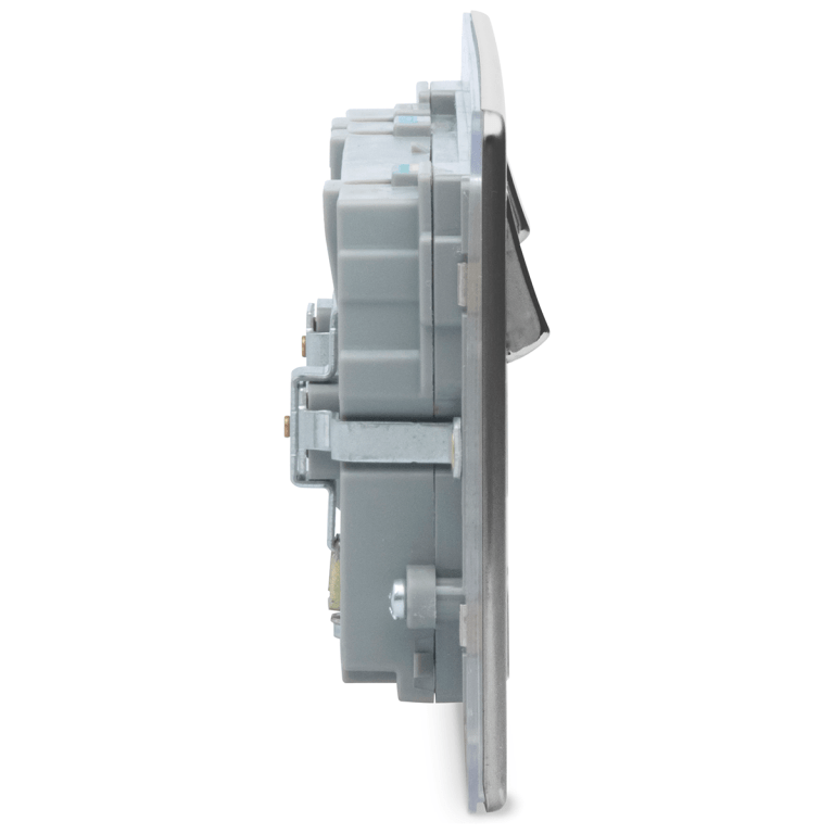 BG Flat Plate Brushed Steel Wh 13A, 2G Skt+2 Usb (2.1A), Skt - FBS22UW, Image 3 of 4