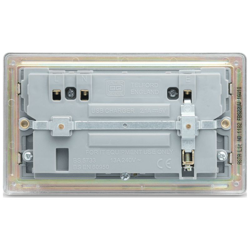 BG Flat Plate Brushed Steel Wh 13A, 2G Skt+2 Usb (2.1A), Skt - FBS22UW, Image 4 of 4