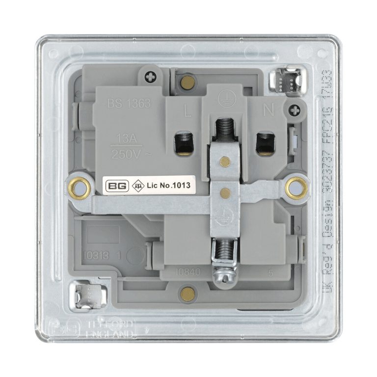 BG Screwless Flatplate Polished Chrome Single Switched 13A Power Socket - Grey Insert - FPC21G, Image 3 of 3